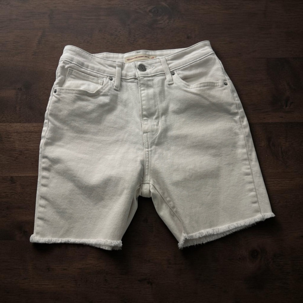 Levi's 721 High Rise White Denim Cut Off Shorts Women Size 27 Raw Hem 22850-0041